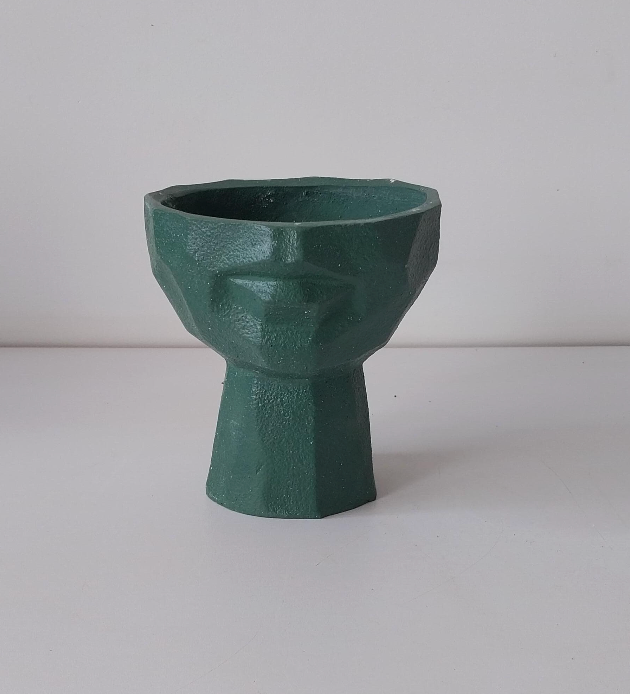 Half face Planter