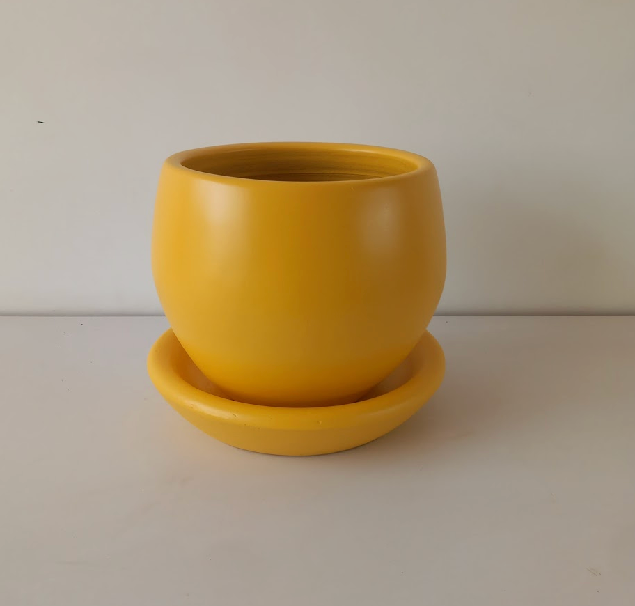 Curvy Planter Multiple sizes