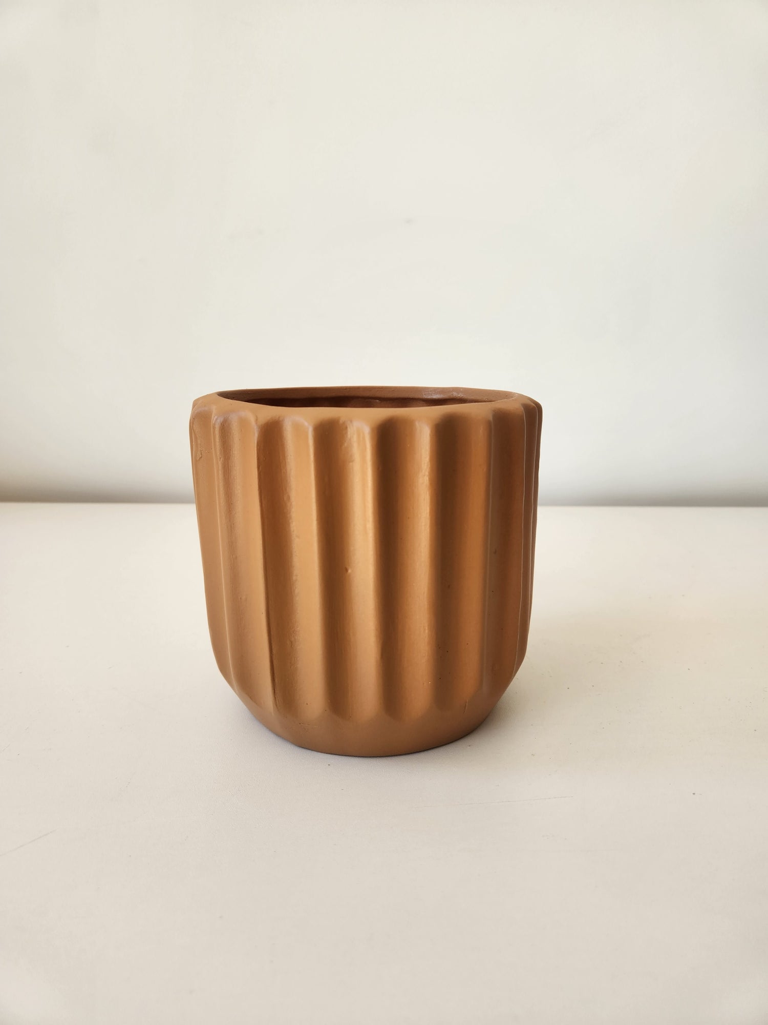 Ribbed Pot