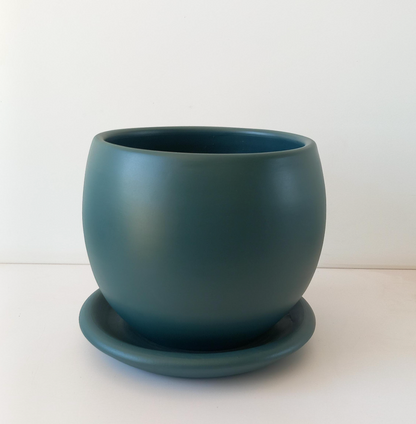 Curvy Planter Multiple sizes