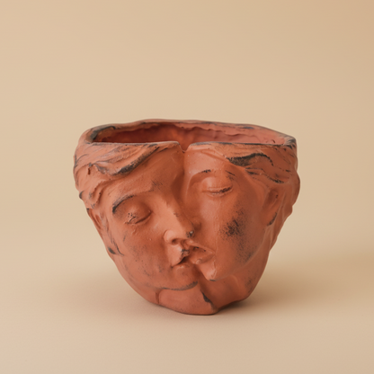 KissBound Planter - Plantcultcairo