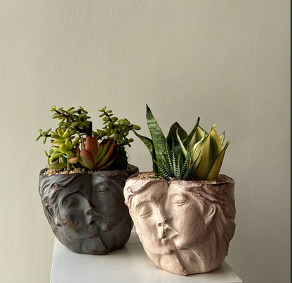 KissBound Planter - Plantcultcairo